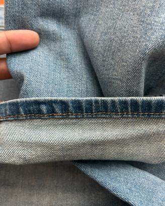 Levis 512