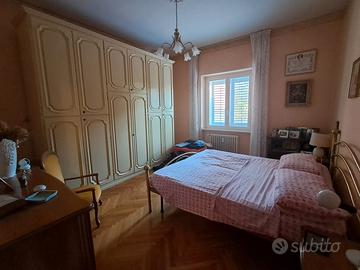 Arredo camera da letto (no armadio) e soggiorno