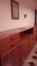 Soggiorno moderno anni 80 in puro legno e tavolini
