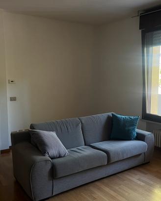 Divano 3 posti grigio 211 cm
