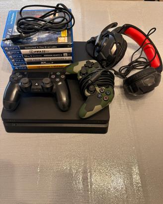 PlayStation 4 + accessori e giochi
