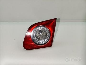 STOP POSTERIORE DESTRO INTEGRATO NEL PORTELLO VOLK