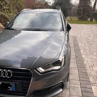 Audi A3 2.0 tdi QUATTRO s line