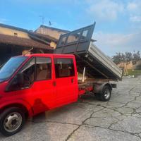 Autocarro Ford ribaltabile