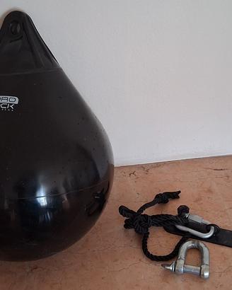 Sacco boxe acqua