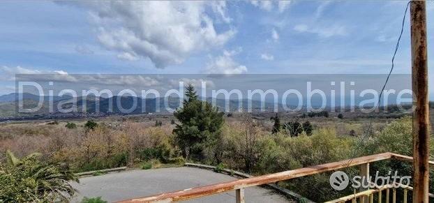 Terreno 17.000mq con fabbricato a Linguaglossa - Vista 5