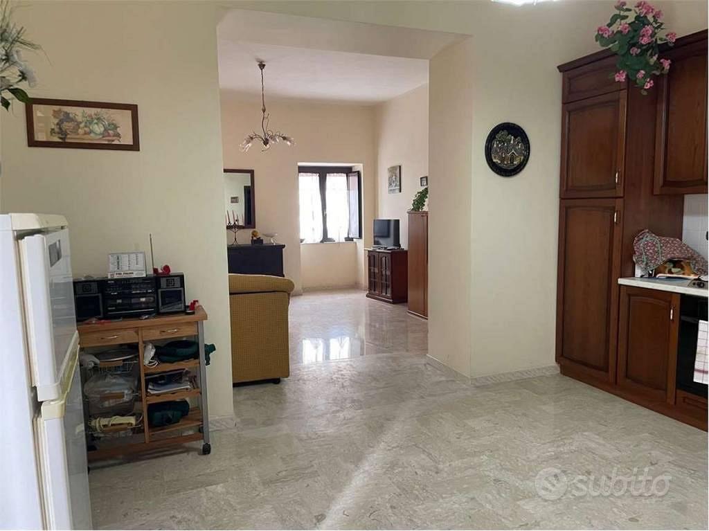 Appartamento – Mondragone, Borgo di Sant'Angelo, Caserta - Vista 4