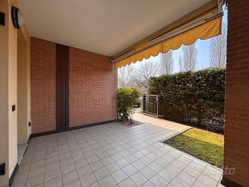 Rif. 1766 App. 2 camere con giardino privato