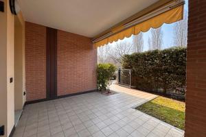 Rif. 1766 App. 2 camere con giardino privato