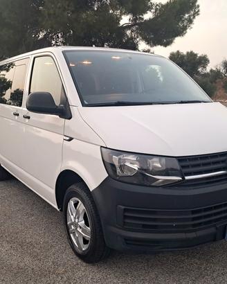 Volkswagen Caravelle 2.0 TDI 150 CV DSG PC Comfort