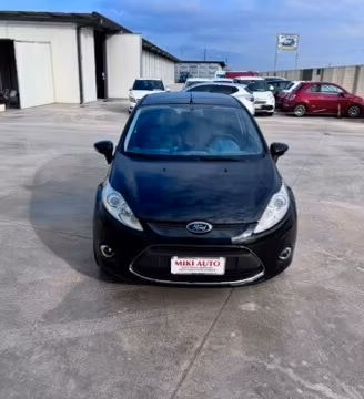 Ford Fiesta 1.6 TDCi 90CV 5 porte DPF Titanium