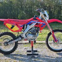 Honda CRE 250 R 2009 targata enduro restaurata