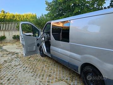 Opel Vivaro combi 