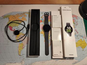 Samsung Galaxy Watch 5 44mm; color Graphite