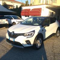 RENAULT CAPTUR 1.6 Hybrid 145cv Intens