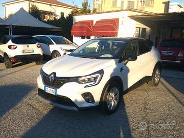 RENAULT CAPTUR 1.6 Hybrid 145cv Intens