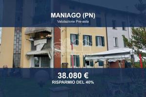 Immobile in asta di 110 m² con più di 5 locali a M