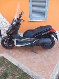 Yamaha xmax 250