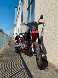 SM125R