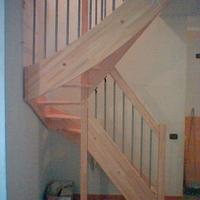 Scala da interno in legno lamellare