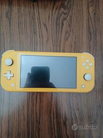 nintendo switch lite gialla 