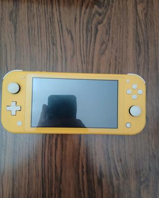 nintendo switch lite gialla 
