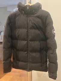 Piumino Supply & Demand