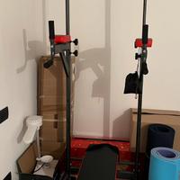 Stazione da fitness con panca