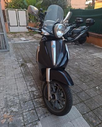 Piaggio Beverly 250 ie Tourer