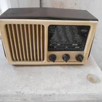 radio d'epoca UNDA 1950 bakelite a valvole rara