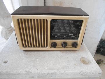 radio d'epoca UNDA 1950 bakelite a valvole rara