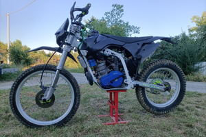 Fantic 250 moto alpinismo