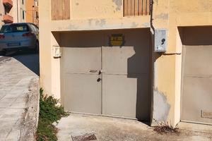 Magazzino di 65mq Ancona via Pasaro 7/B