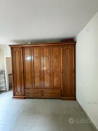 Armadio classico 6 ante in legno noce