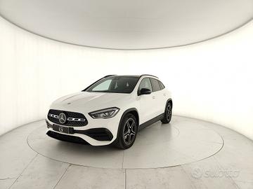 MERCEDES-BENZ GLA 200 d Premium 4matic auto