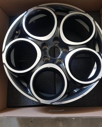 Cerchione 18” Alfa Romeo Tonale Antracite