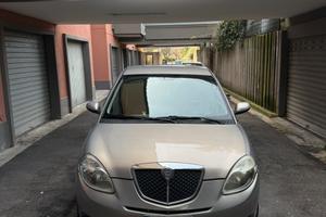 lancia ypsilon 2008