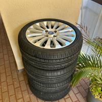 Cerchi  da 16 orig ford fiesta usati(gomme omaggio