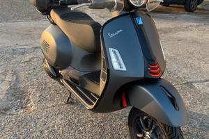 Piaggio vespa gts super 310