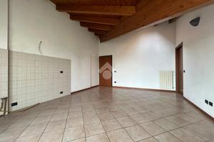3 LOCALI A TERNO D'ISOLA