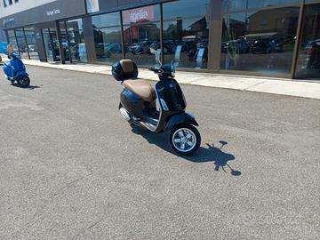 Vespa Primavera 125
