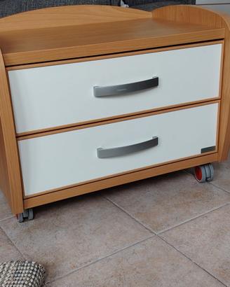 Comodino Moretti Compact con ruote