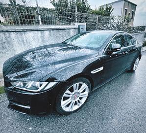 Jaguar xe (x760) - 2016