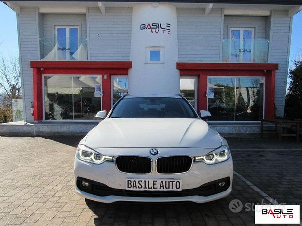 BMW - Serie 3 Touring - 318d Touring Business