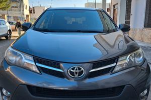 🚙 TOYOTA RAV4 2.0 D 2WD Anniversary (2014) - Per