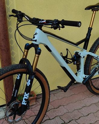 Cube Stereo 120 hpc ex 2022 - Tg. L