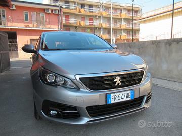 Peugeot 308 BlueHDi 130 S&S Business