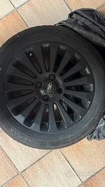 Treno cerchi + pneumatici Ford Fiesta