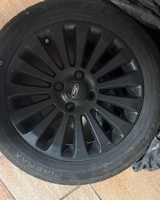 Treno cerchi + pneumatici Ford Fiesta
