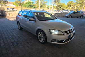 Volkswagen Passat B7 2011 dsg 140cv